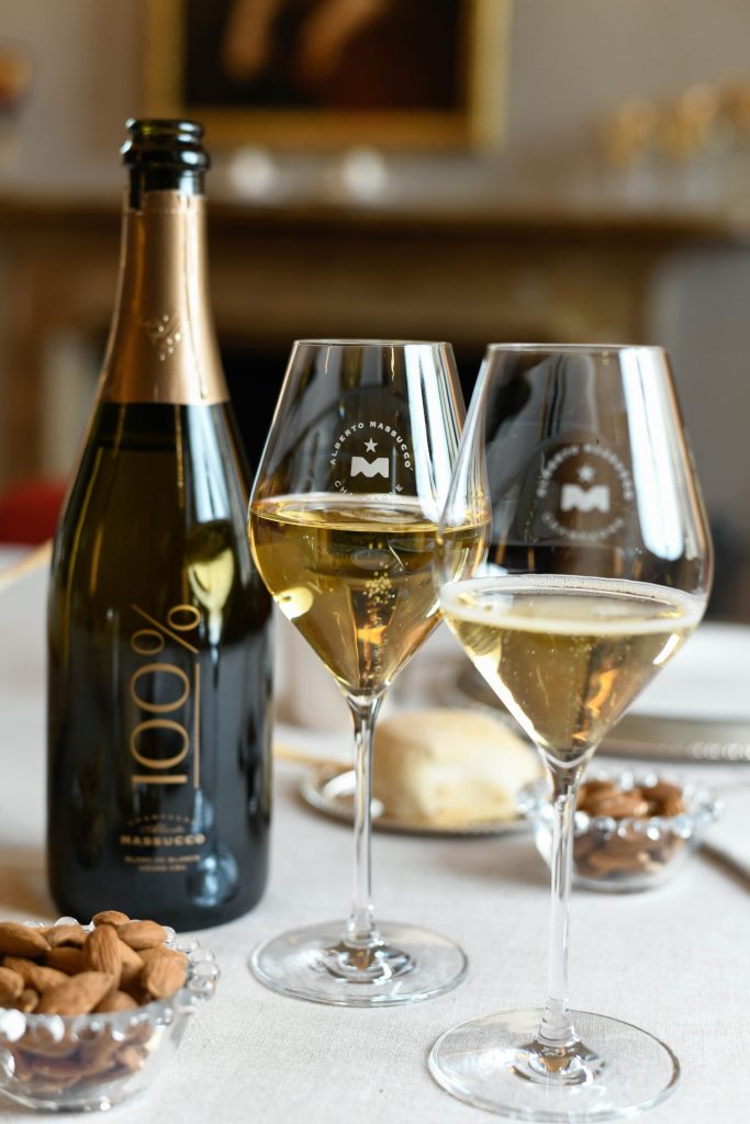 100%  AMC, il nuovo Chardonnay di Alberto Massucco Champagne - Sapori News 