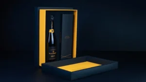 Veuve Clicquot e Coda Nera: un cofanetto esclusivo per le feste