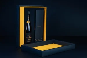 Veuve Clicquot e Coda Nera: un cofanetto esclusivo per le feste