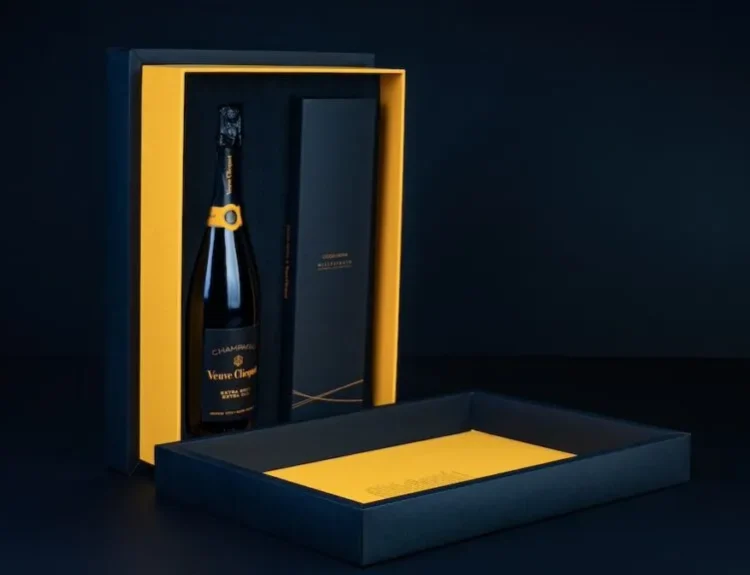 Veuve Clicquot e Coda Nera: un cofanetto esclusivo per le feste