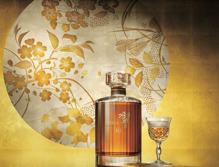 Hibiki 40 years old: il whisky giapponese raffinato ed elegante