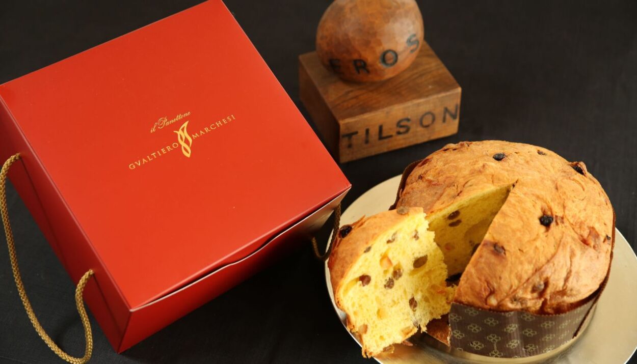 Edizione speciale del Panettone Gualtiero Marchesi firmata Vincenzo Tiri per i 10 anni, solo 1500 pezzi numerati disponibili a Natale 2024