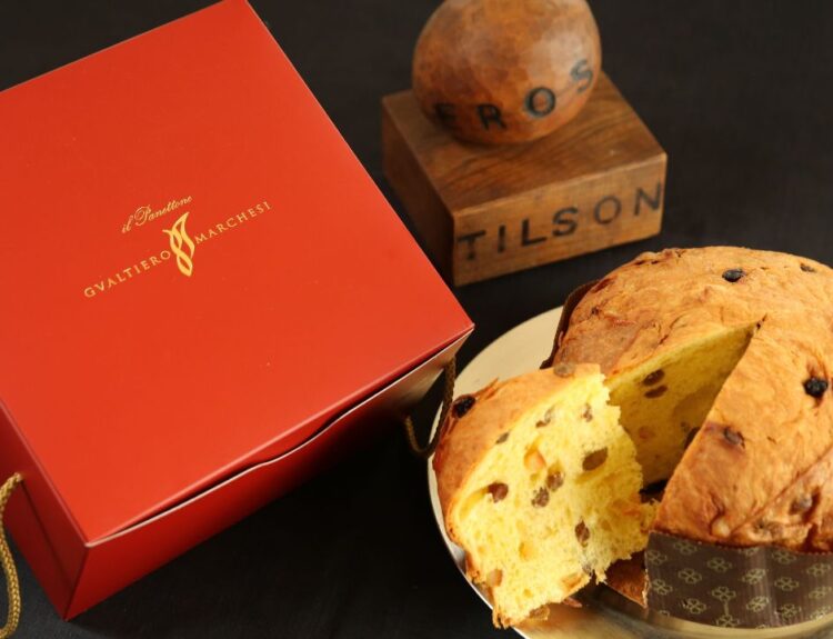 Edizione speciale del Panettone Gualtiero Marchesi firmata Vincenzo Tiri per i 10 anni, solo 1500 pezzi numerati disponibili a Natale 2024