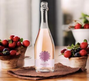 Celebra la Giornata della Donna con il Prosecco Rosé Treviso Brut di Ponte1948: eleganza, freschezza e raffinatezza in ogni sorso