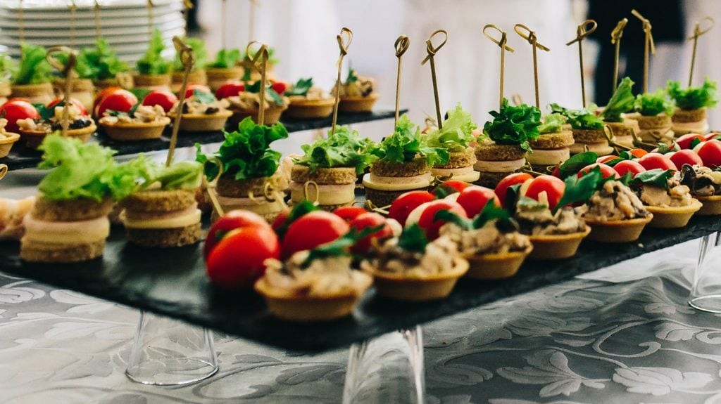 Le tendenze del catering per eventi enogastronomici nel 2025 - Sapori News 